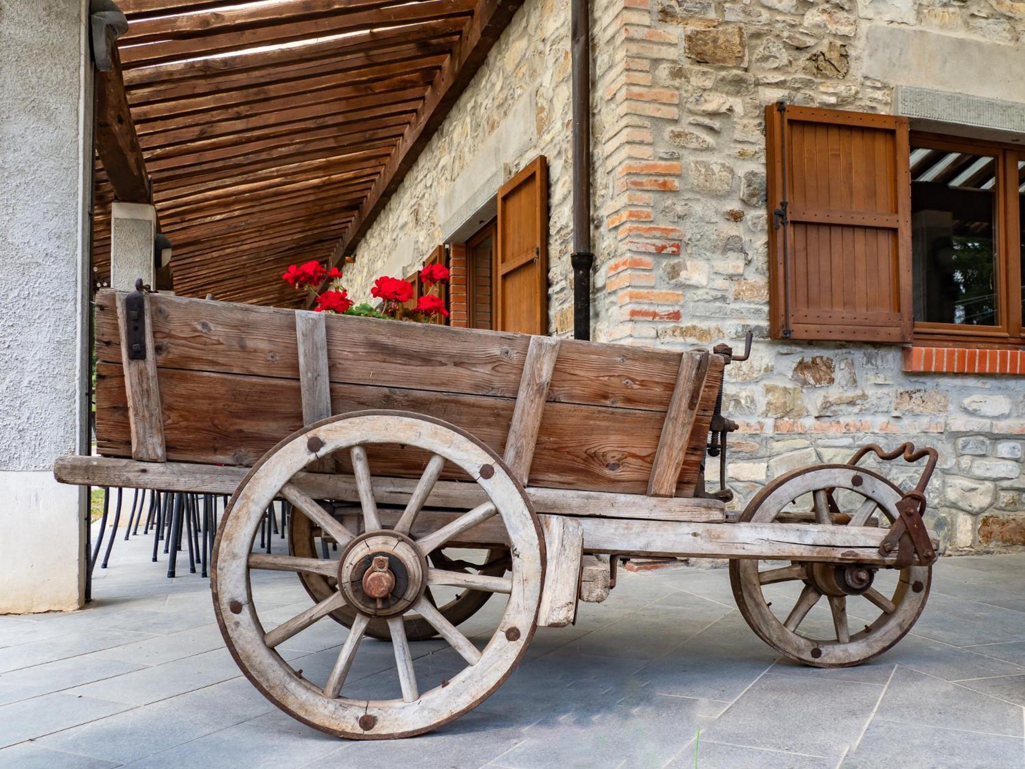 Agriturismo Villaggio Eden Pieve Santo Stefano Exterior photo
